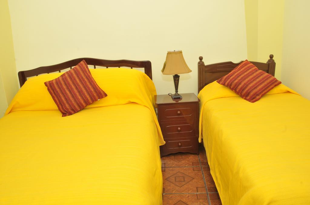 Hotel Margarita 2 Quito Rum bild