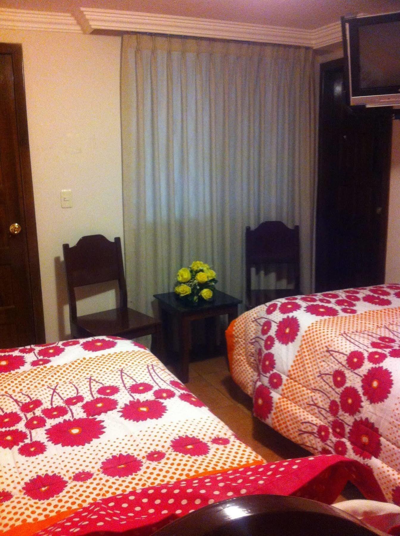 Hotel Margarita 2 Quito Exteriör bild